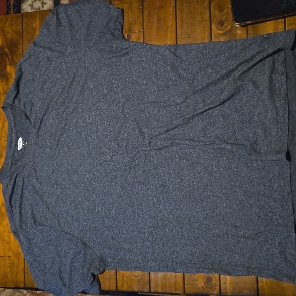 ⚡️ Old Navy Tee Men’s size XL, athletic wear, loungewear, gym clothes, light - Picture 1 of 4